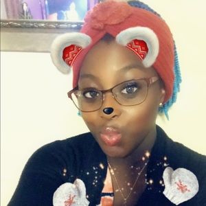 Meet your Posher, Christelle